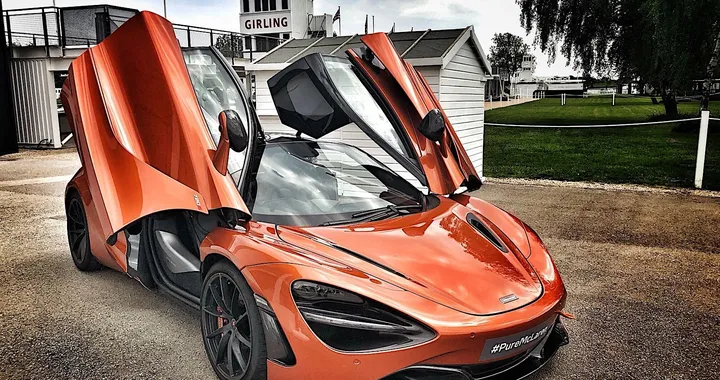 McLaren 570S Coupé e 720S: la prova sul circuito di Goodwood