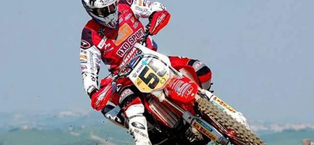 MX3: Beggi terzo in gara 1 cade in gara 2