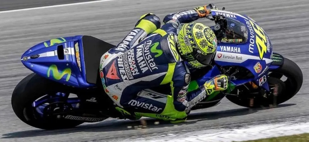 MotoGP Test Sepang-2: Valentino Rossi il più veloce del Day-1, poi la pioggia [Foto]