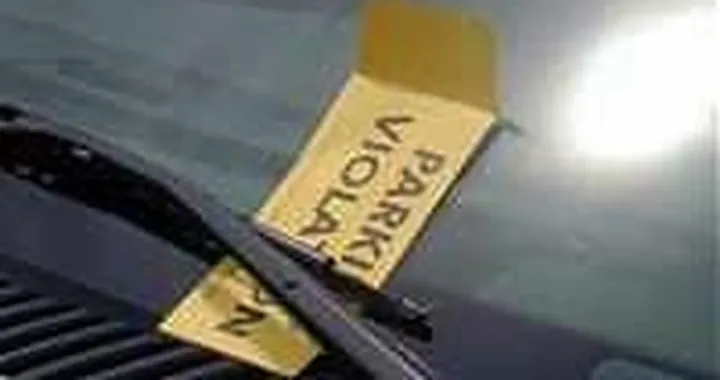 Basta volantini pubblicitari sul parabrezza