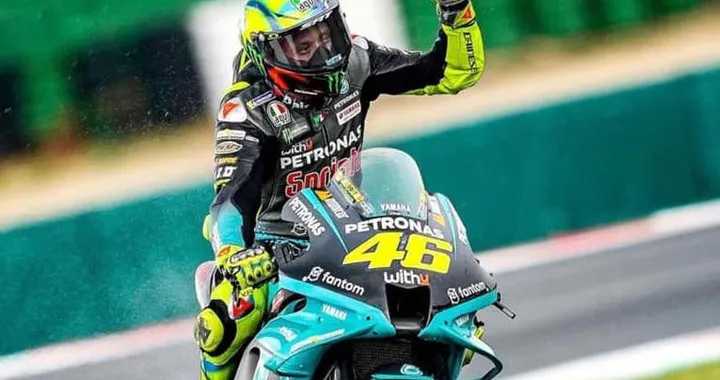 Valentino Rossi e la festa di Misano: "Correre di nuovo davanti alla gente cambia la vita, dà un senso a tutto"