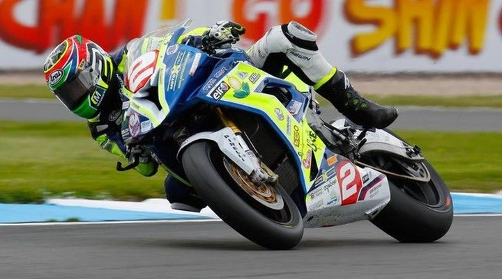 STK1000 Donington: Tamburini in pole su Savadori