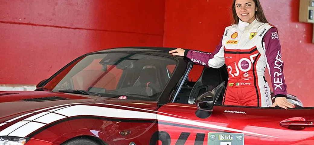 Le donne del motorsport e la Mazda MX-5
