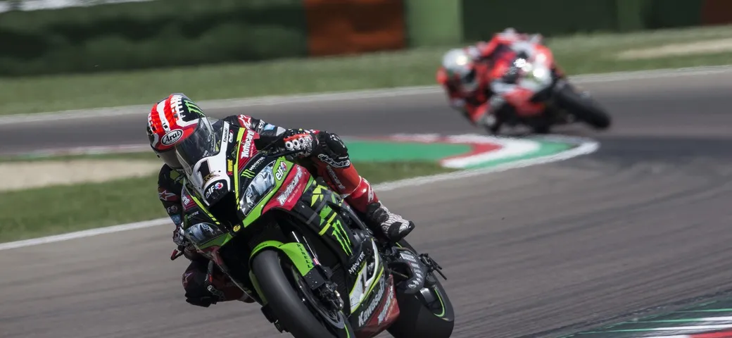 SBK Imola 2018: Rea batte un grande Davies in Gara-2