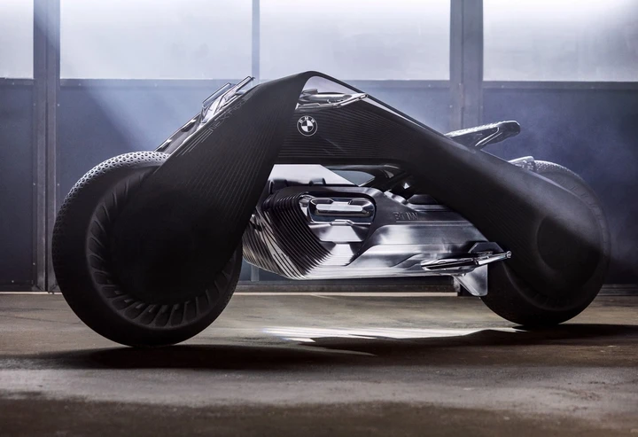 BMW Motorrad VISION NEXT 100: il futuro è qui [Video]