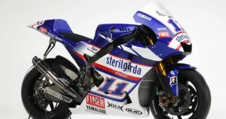 Livrea Yamaha M1 di Ben Spies a Valencia
