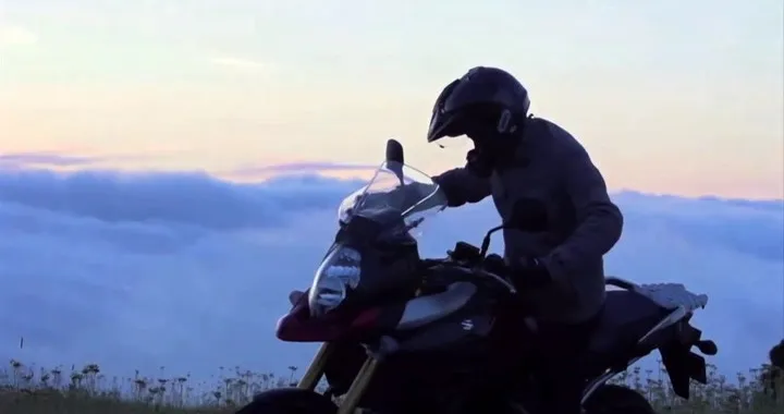 Suzuki #Switch V-Strom 1000 2016