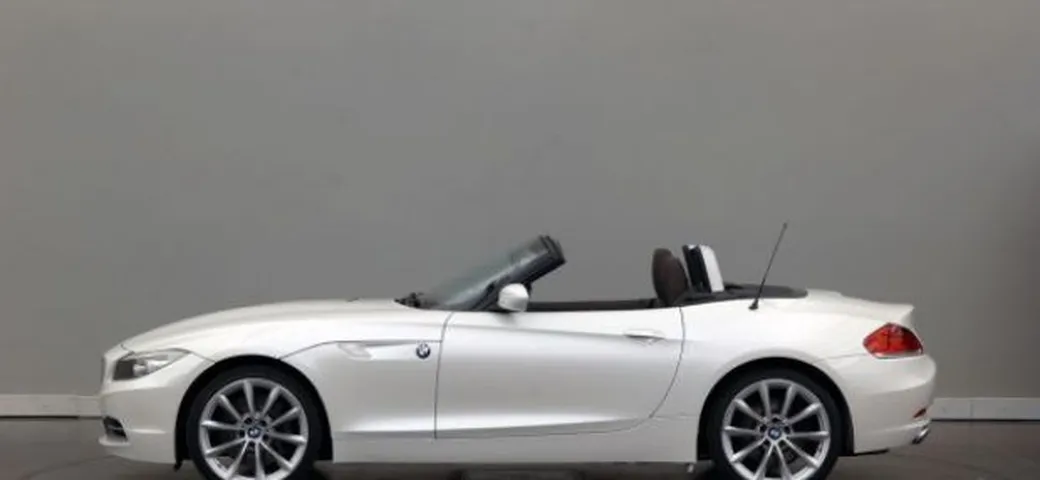 Bmw Z4: 4 cilindri anche per l'entry level 23i
