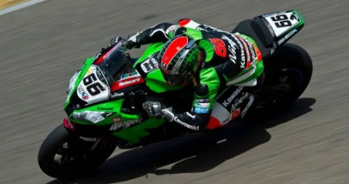 SBK, Brno: Tom Sykes mette il "settimo sigillo" sulla Tissot Superpole. Delusione Biaggi, 14°.