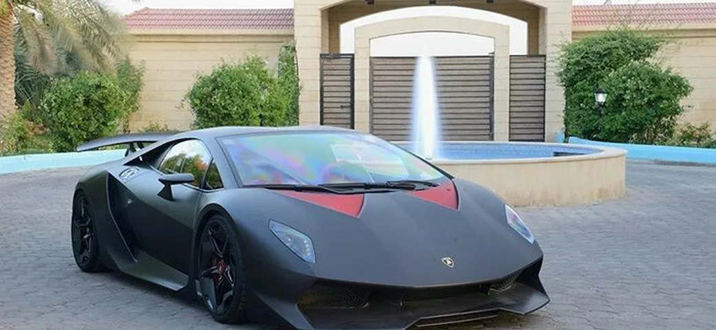 In vendita per 3 milioni una Lamborghini Sesto Elemento