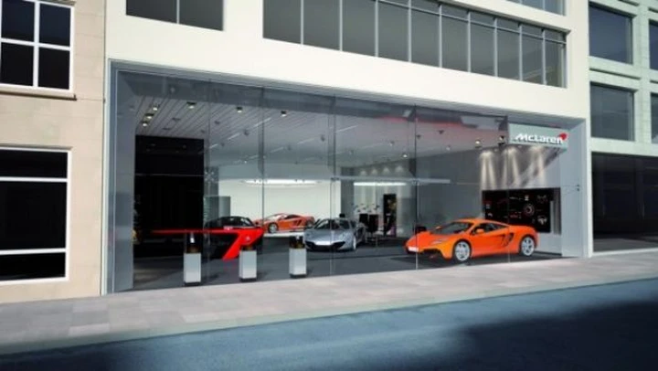 McLaren: a Milano il primo punto vendita italiano
