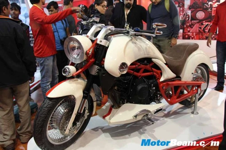 Vardenchi T5: la prima Moto Morini indiana da 118 CV