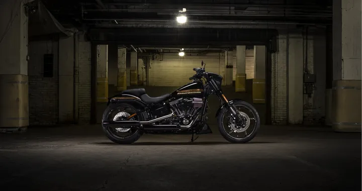 Harley-Davidson CVO Pro Street Breakout 2016