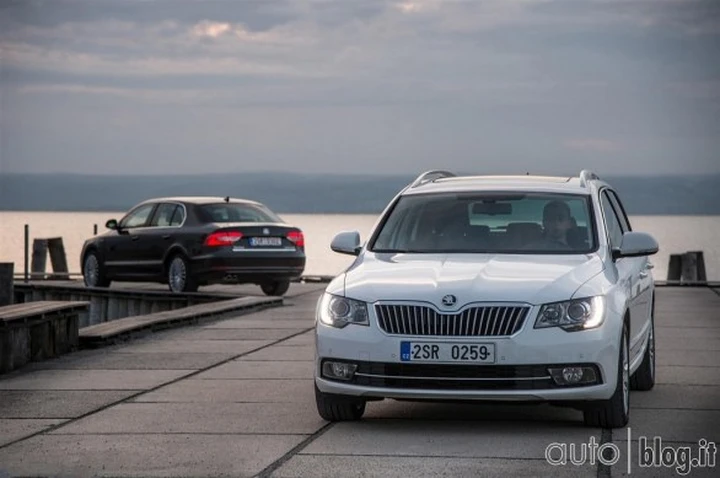Skoda Superb e Skoda Superb Wagon: il restyling in Italia a settembre