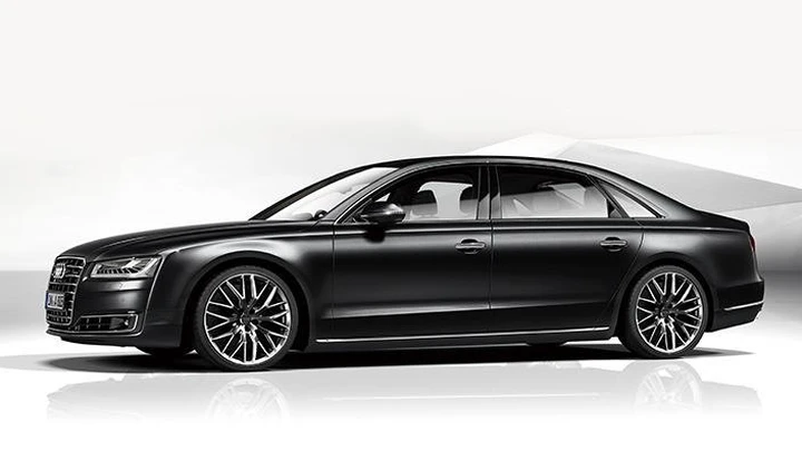 Audi A8 L Chauffeur: foto e caratteristiche