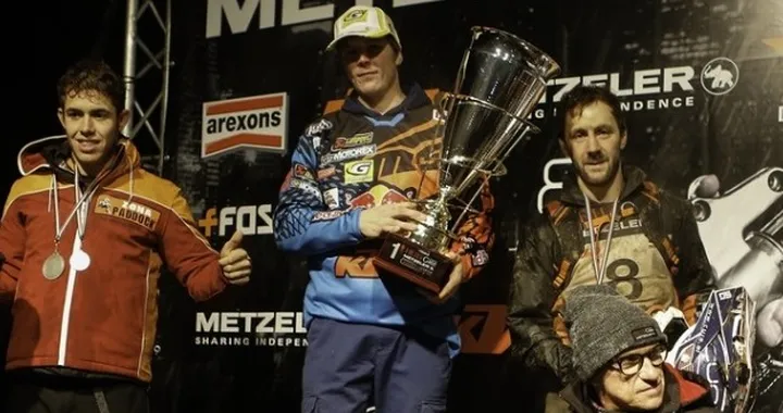 Hell's Gate Metzeler 2015: Jonny Walker trionfa nell'inferno toscano
