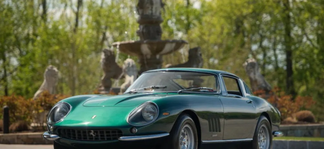 All'asta una Ferrari 275 GTB/4