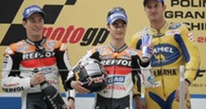 Disastro Rossi, vince Pedrosa