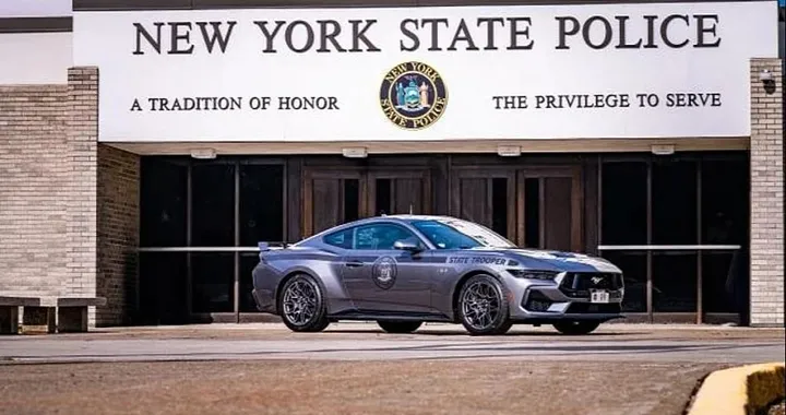 New York State Police rispolvera il V8, le Mustang GT tornano a pattugliare le strade