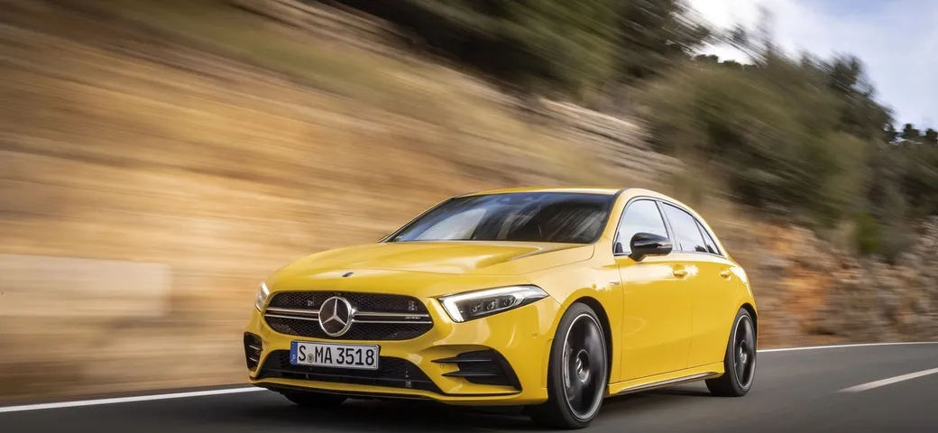 Mercedes-AMG Classe A 35: alla Milano-Sanremo a bordo della berlina sportiva