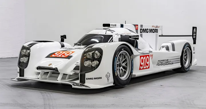 In vendita una Porsche 919 Hybrid che non si può guidare. Ecco perché