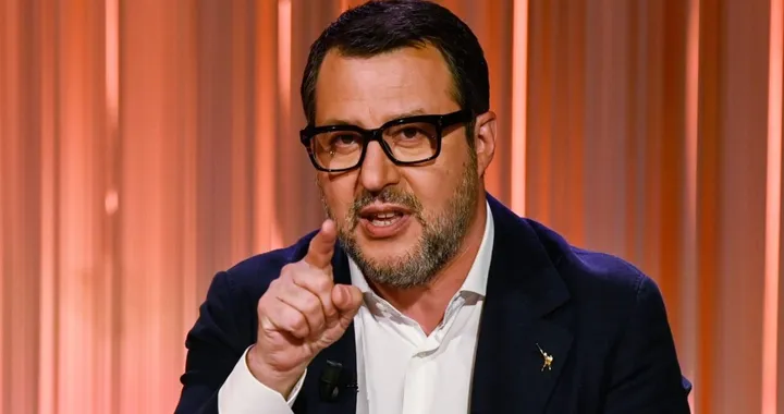 Salvini applaude il Codice della Strada: 81 morti in meno