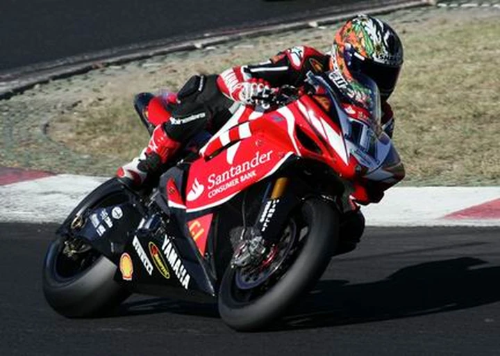 Vallelunga FP1: Corser su Bayliss e Biaggi!