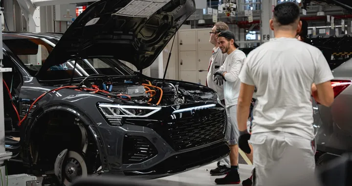 Audi è in difficoltà e taglia 7.500 posti di lavoro e pensa alla riconversione militare