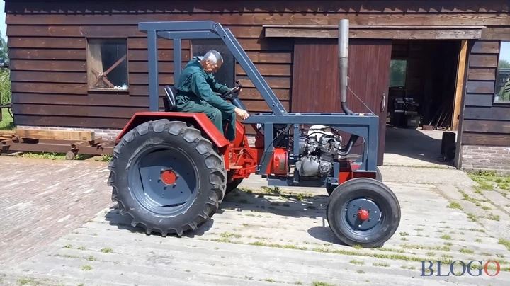 Trattore spinto da un motore Suzuki [Video]