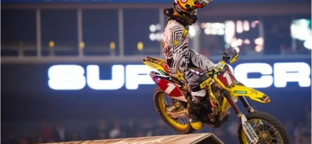 12° Round AMA/FIM Supercross 2011: Dungey sul gradino più alto del podio