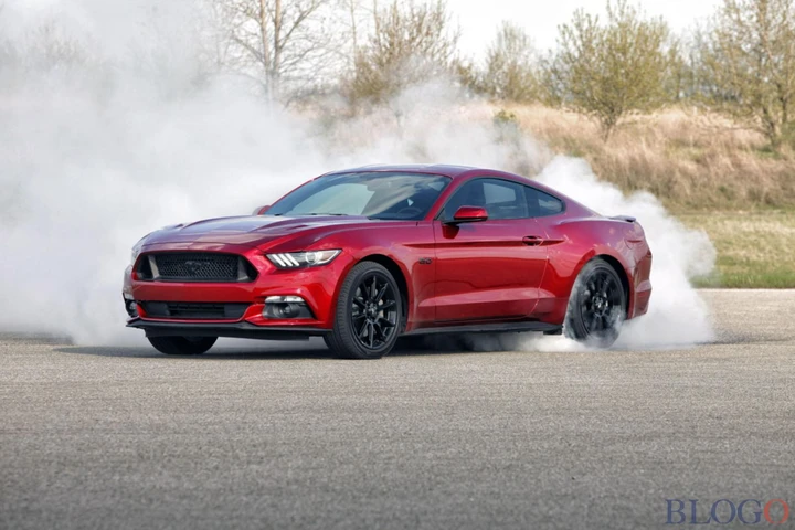 Ford Mustang 2016: foto e caratteristiche