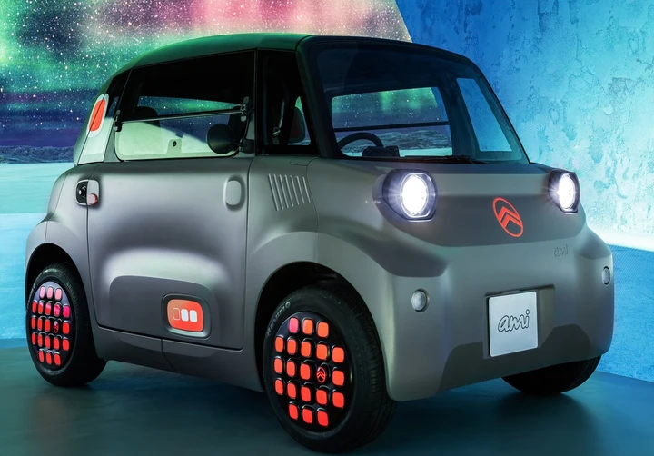 Citroën Ami 2025: il restyling della microcar elettrica si svela al Salone di Parigi