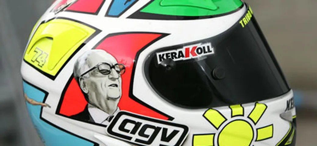 Dainese compra AGV