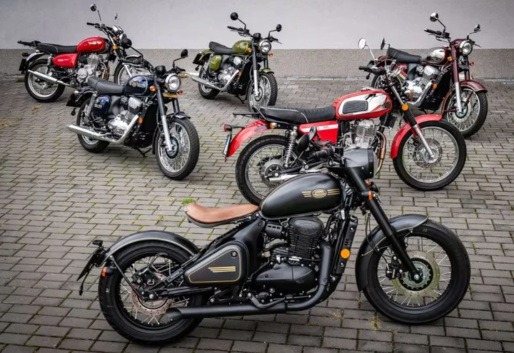 Motodays 2025: il grande ritorno di Jawa con la nuova 400 Geeny