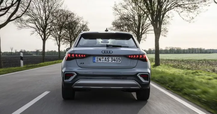 Audi A3 si aggiorna, arriva il Digital Stage e la guida assistita migliora