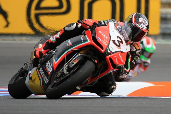 Misano Superbike tra grandi ritorni e fughe per il titolo