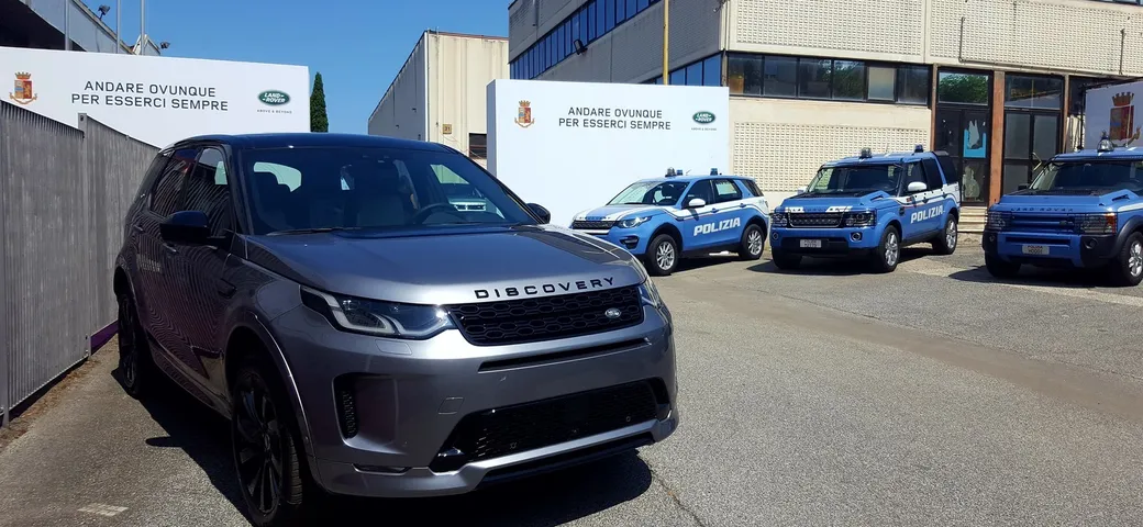 Land Rover Discovery: consegnati 30 esemplari alla Polizia di Stato