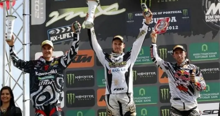 Motocross: Desalle trionfa nel GP di Portogallo. Alle sue spalle Paulin e Cairoli