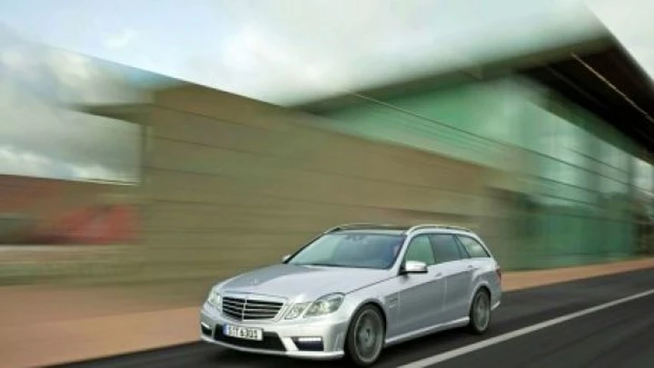 Mercedes E63 AMG Station-Wagon: foto e dati tecnici ufficiali