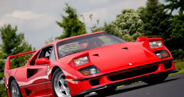 Ferrari F40: all'asta per più di un milione di euro
