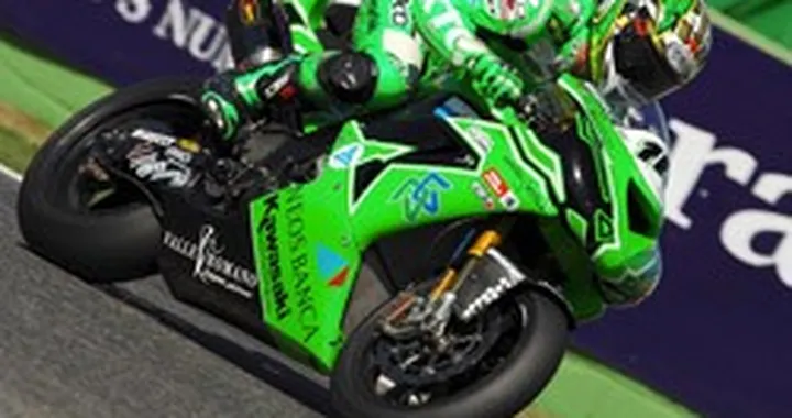 Fonsi Nieto conquista il podio all'ultima gara con la Kawasaki
