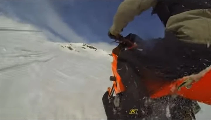 Suzuki GSX-R1000 Snowbike [Video]
