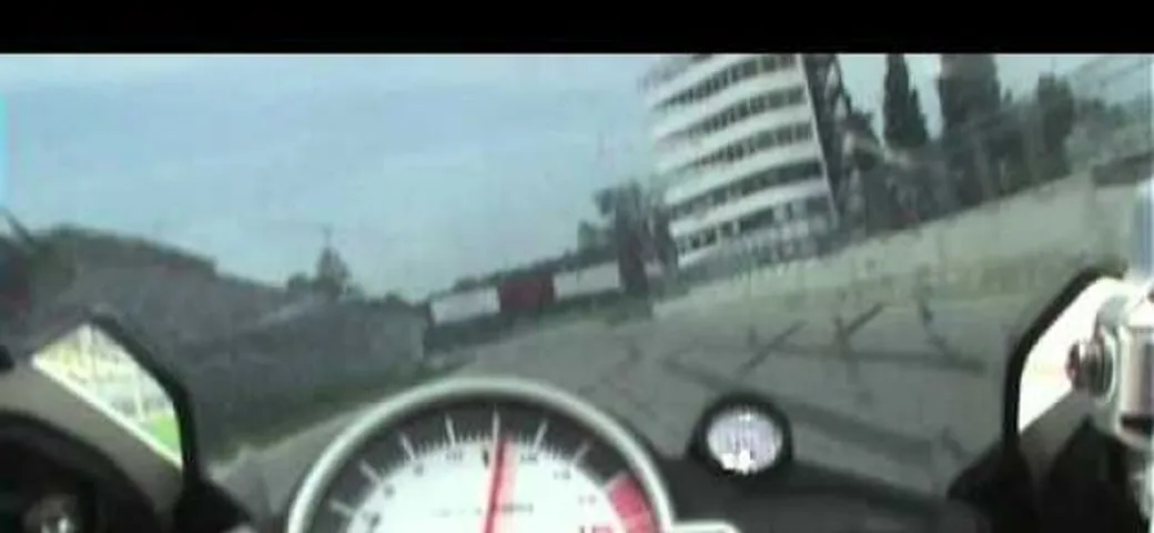 Video Test Metzeler CompK