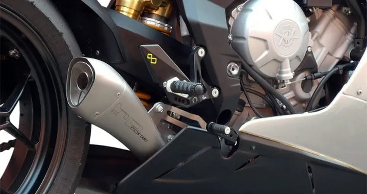 HP Corse: scarico Hydroform per MV Agusta F3