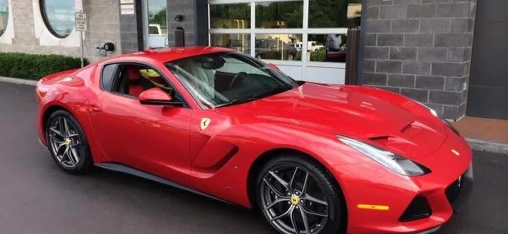 Ferrari SP America: fotografata 