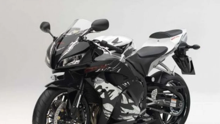 Novità Honda 2010: nuove grafiche per CBR600RR