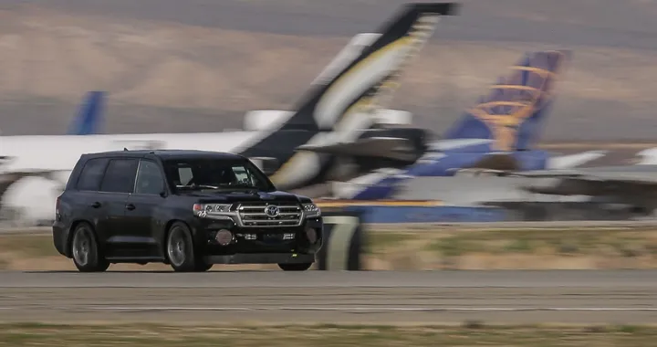 Toyota Land Speed Cruiser: il SUV più veloce del mondo [Video]