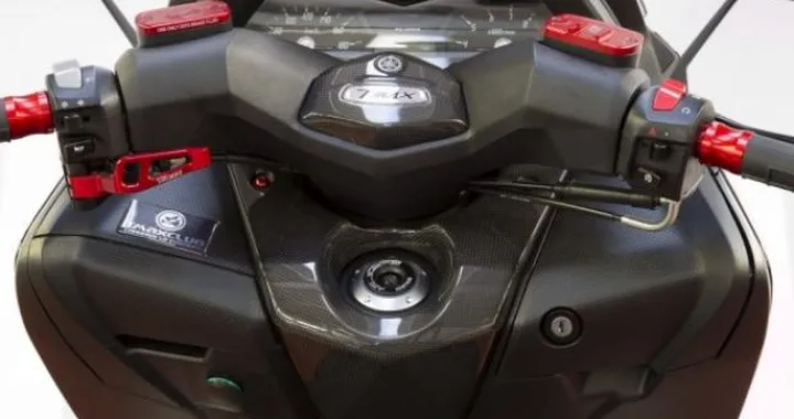 Accessori EFConsulting per Yamaha TMAX 530