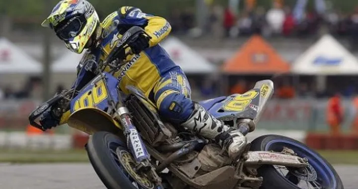 Husqvarna lascia il mondiale Supermoto, Fretignè rinuncia alla Dakar