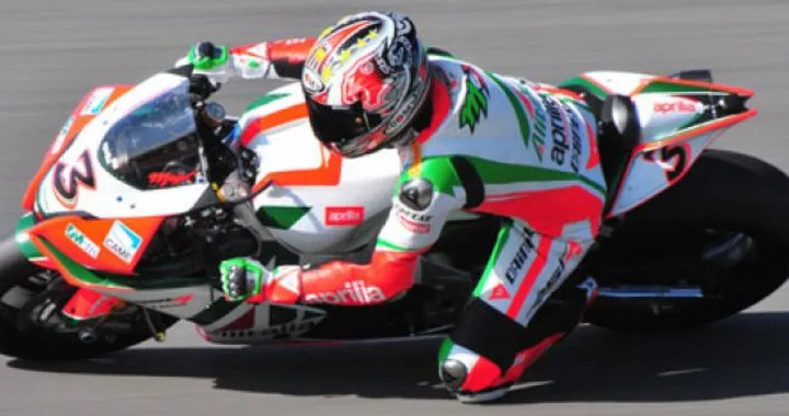 WSBK: Il team Aprilia Alitalia a Misano con il doppio primato, piloti e costruttori